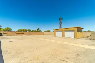 8837 E Palmdale Boulevard, Palmdale, CA 93552 - Photo 40