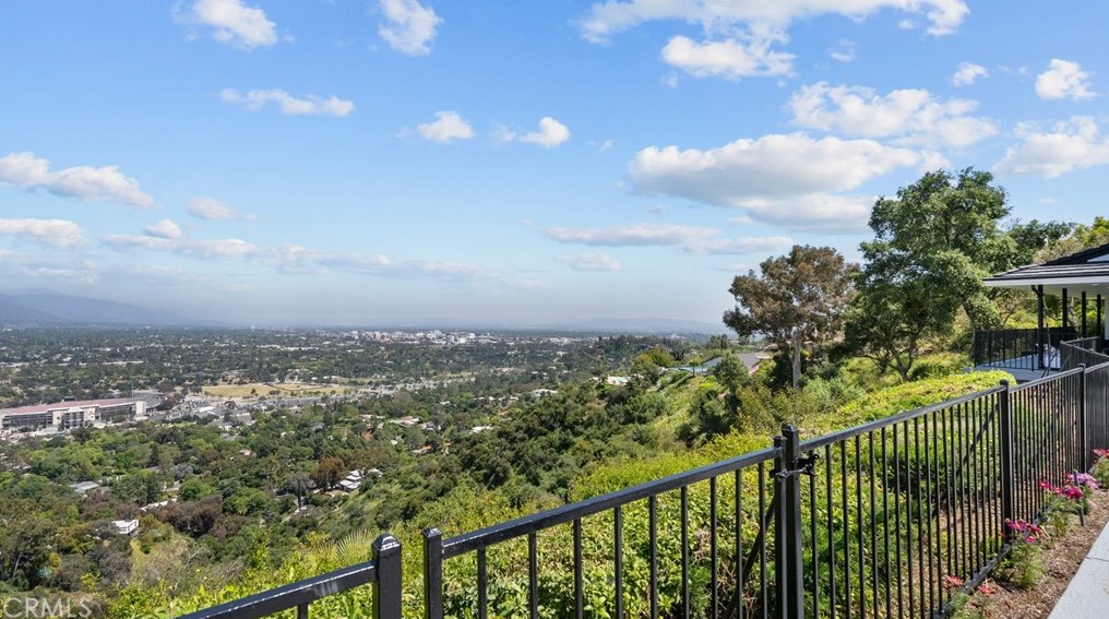 771 Panorama Pl, Pasadena CA  exterior