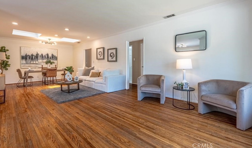 4427 Elmer Ave, North Hollywood CA  91602-2014 exterior