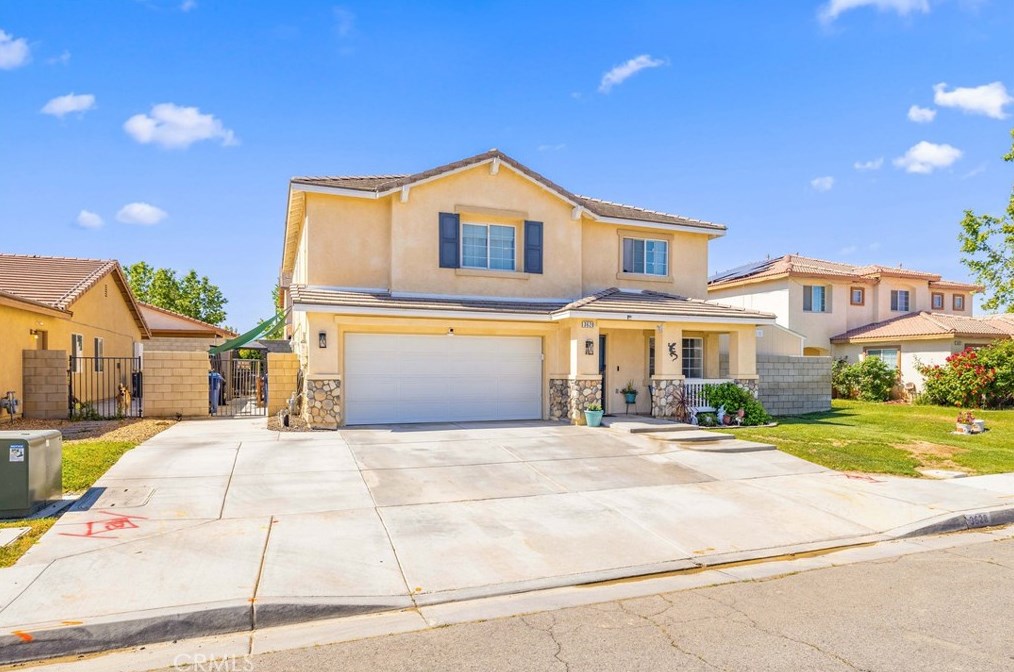 3628 Avenue, Lancaster, CA 93535-7715