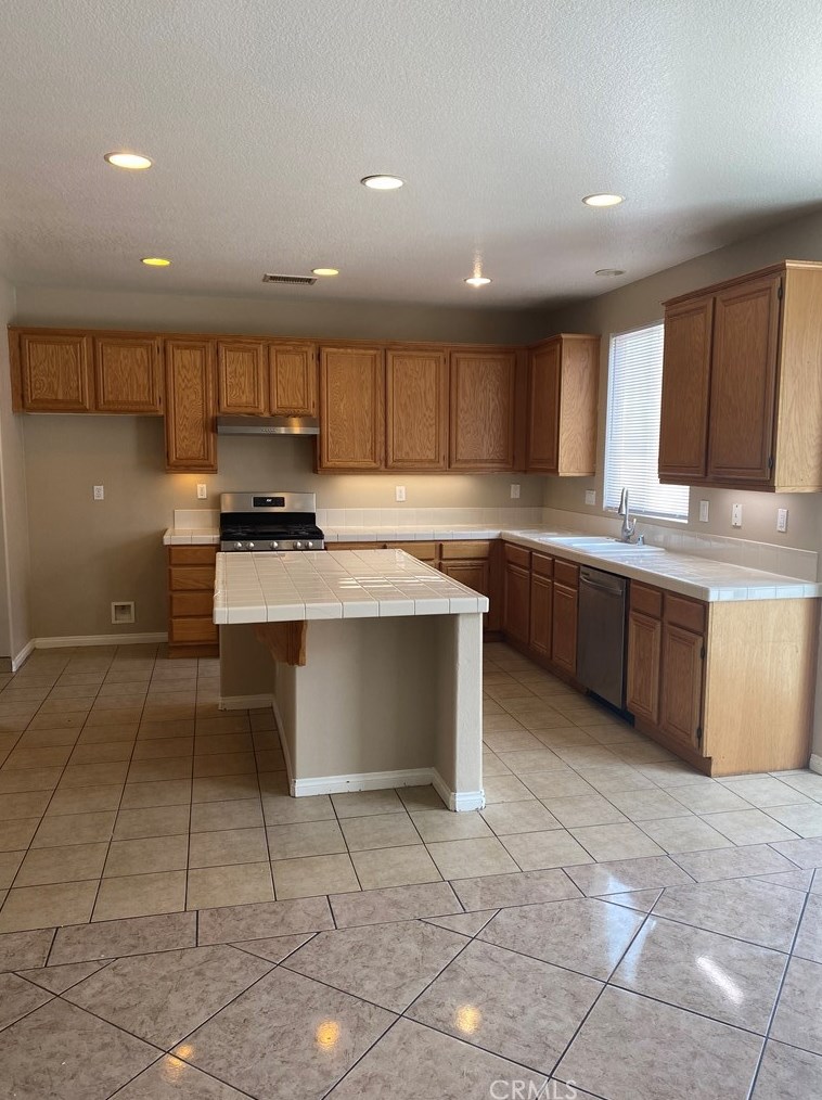 6628 Alfalfa Rd, Palmdale CA  93552-4171 exterior