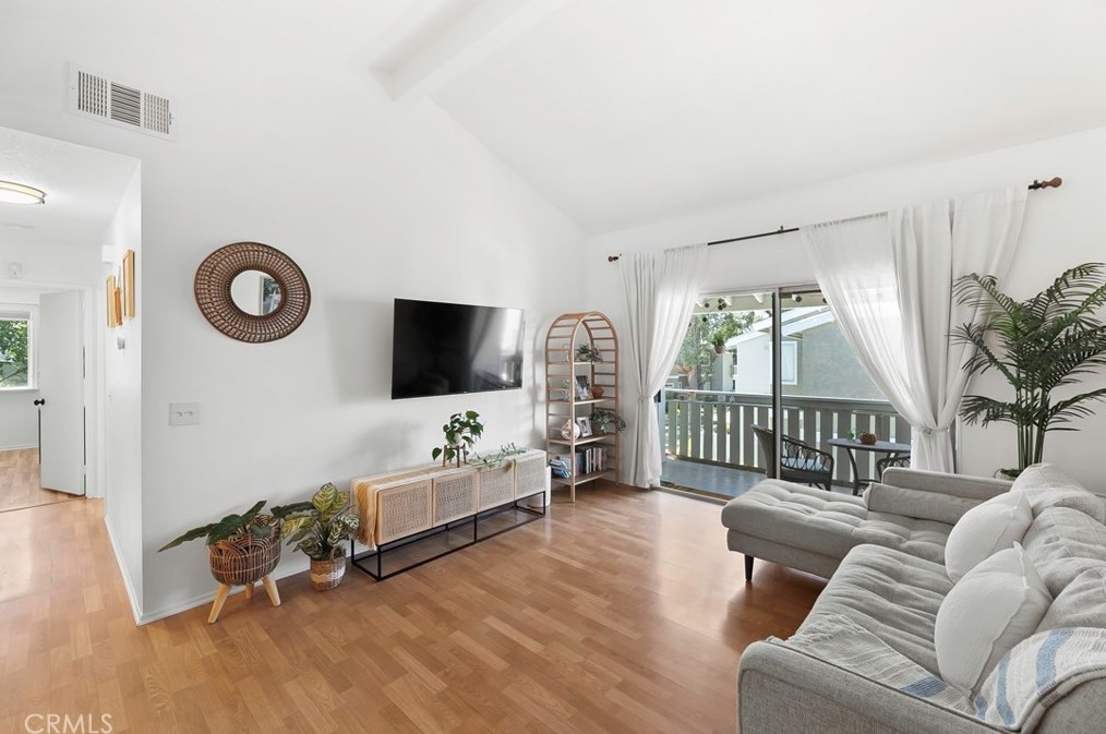 27646 Susan Beth Way #g, Santa Clarita, CA 91350