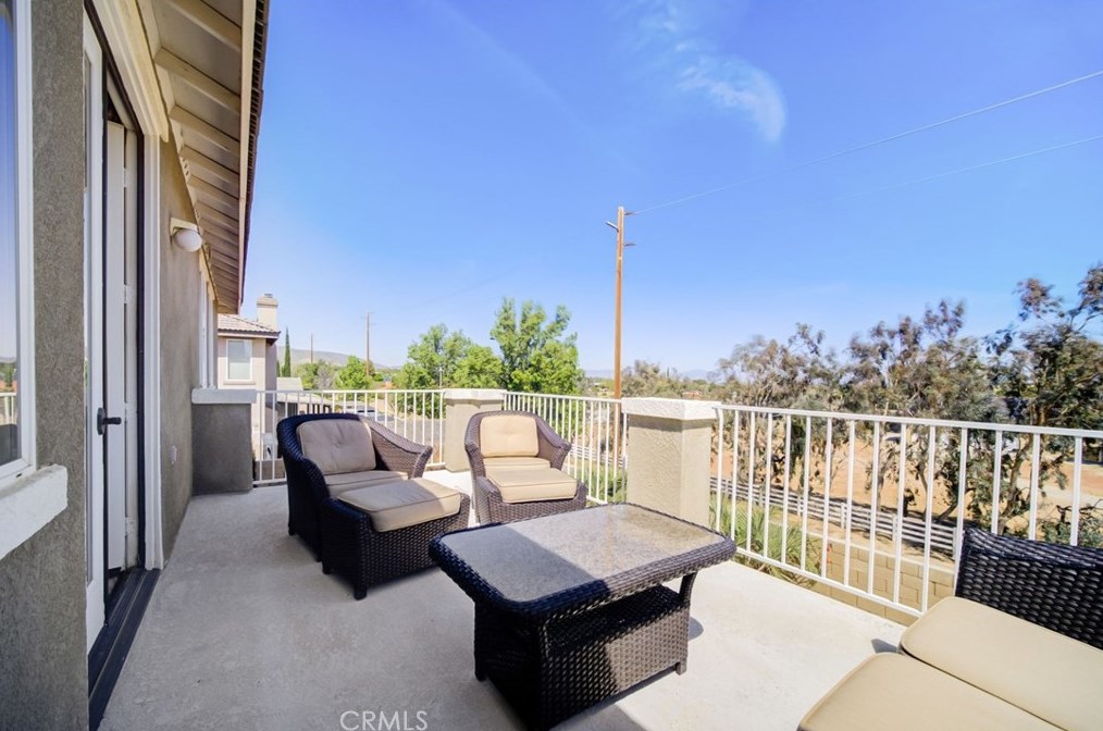 3831 Tournament Dr, Palmdale CA  93551-5642 exterior