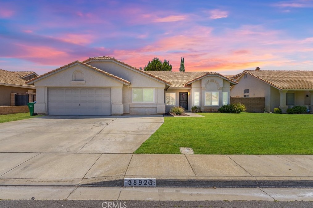 38923 Newport Rd, Palmdale, CA 93551-4900