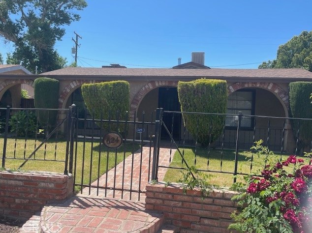 624 Avenue, Lancaster, CA