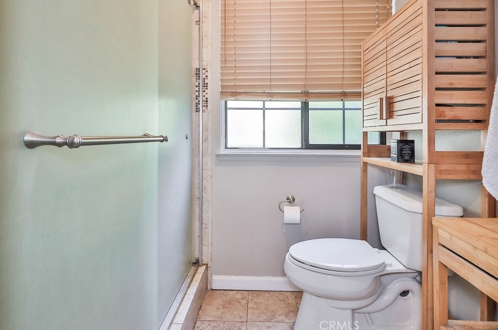 25252 Avenida Rotella, Santa Clarita CA  91355-3003 exterior