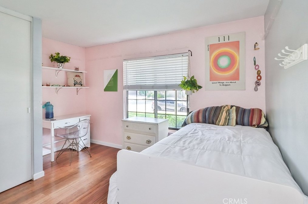 25252 Avenida Rotella, Santa Clarita CA  91355-3003 exterior