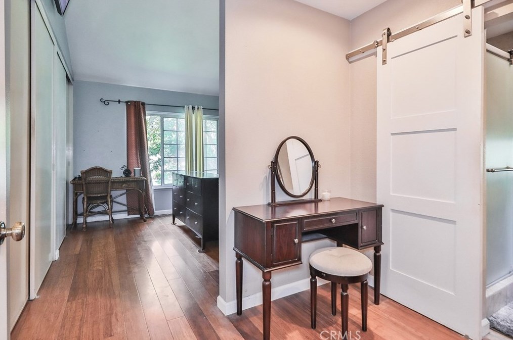 25252 Avenida Rotella, Santa Clarita CA  91355-3003 exterior