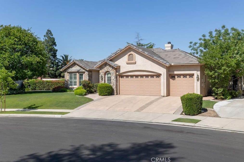 2419 Crocus Dr, Bakersfield, CA 93311