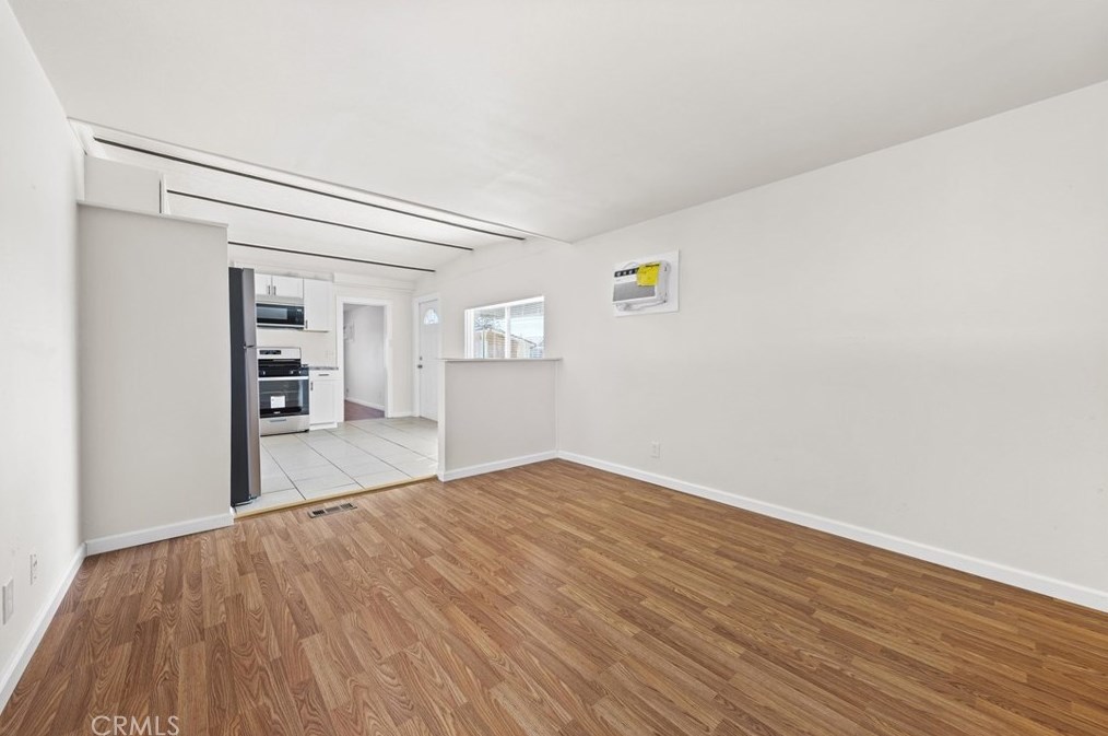 136 Fernwood Ln, Bakersfield CA  93308-4680 exterior