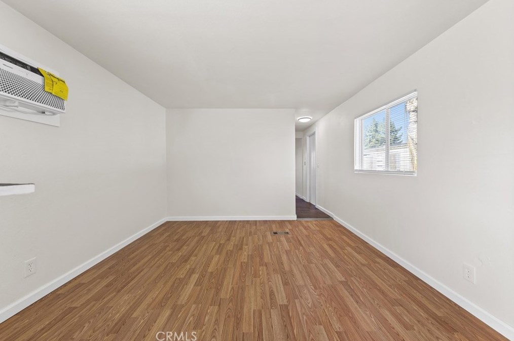 136 Fernwood Ln, Bakersfield CA  93308-4680 exterior