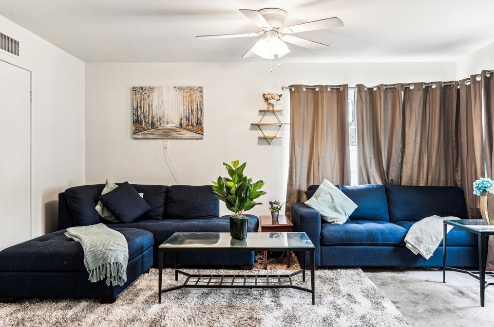 14933 Daffodil Ave, Santa Clarita, CA 91387-1907