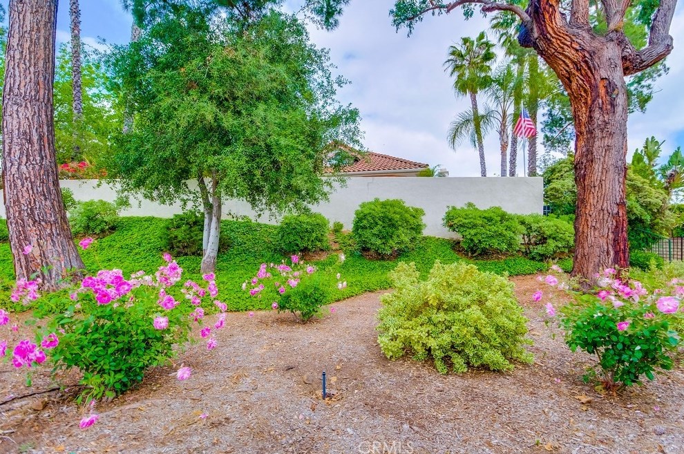 612 Indian Wl Ln, Thousand Oaks CA 91320-4112 exterior