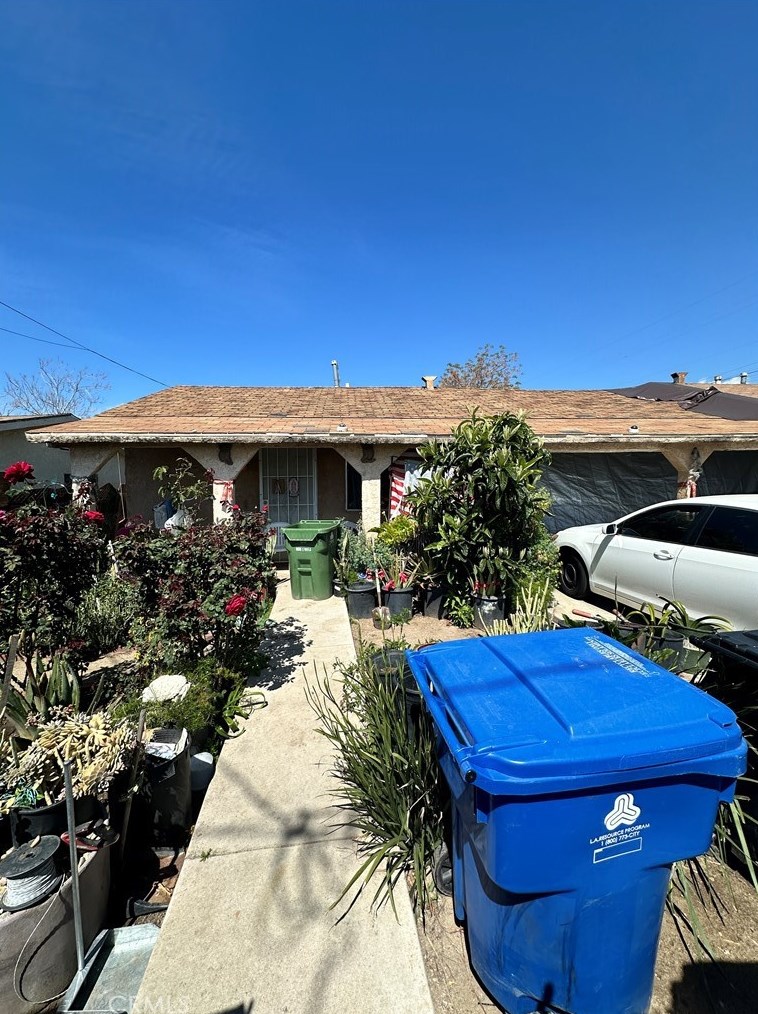 12861 Kagel Canyon St, Los Angeles, CA 91331-3212