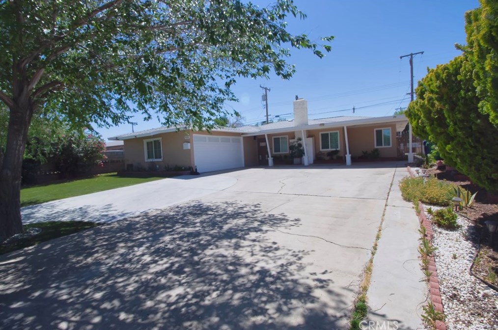 44861 5, Lancaster CA  93535-2640 exterior