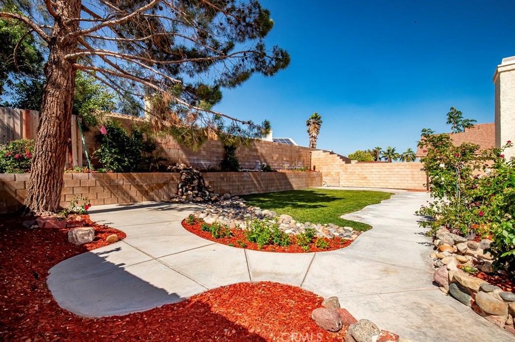 3011 Old Country Ave, Tropico Village CA 93560-7600 exterior