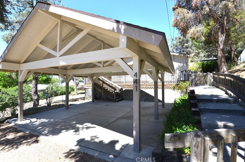 441 Cuddy Ct, Frazier Park, CA 93225-9785