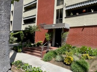 125 W Mountain St #112, Glendale, CA 91202