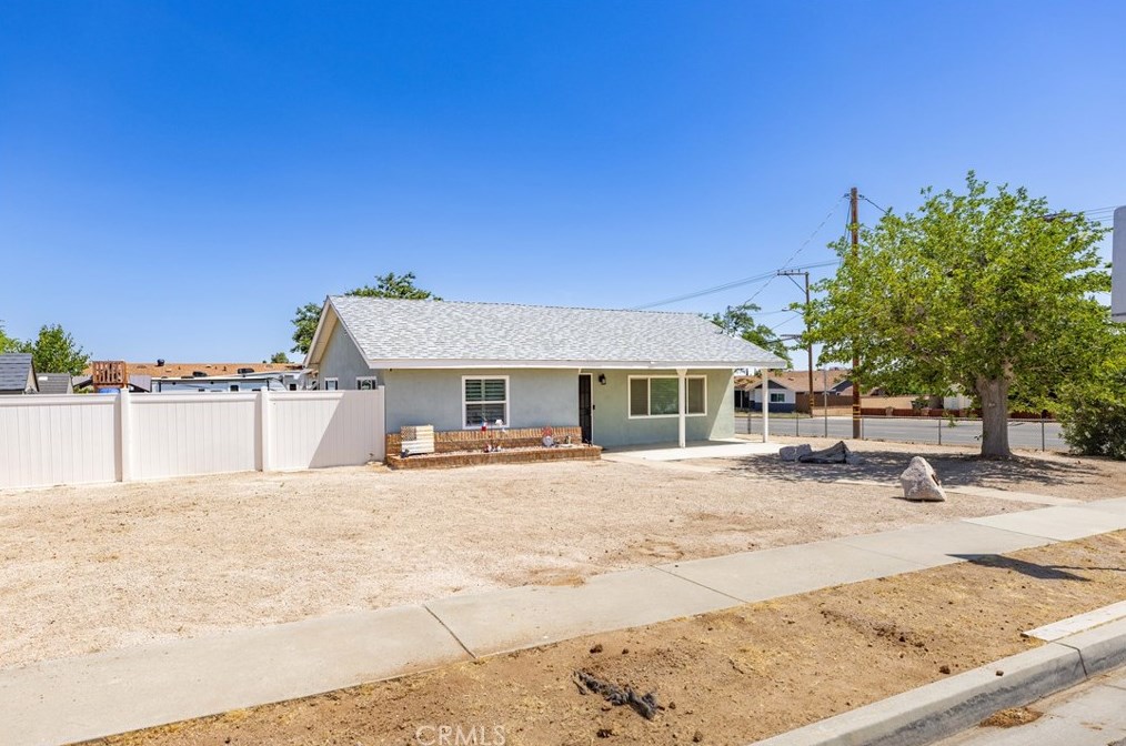 5503 W Ave M4, Lancaster, CA 93536