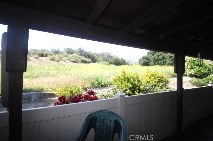 26287 Rainbow Glen Dr, Santa Clarita, CA 91321-1376