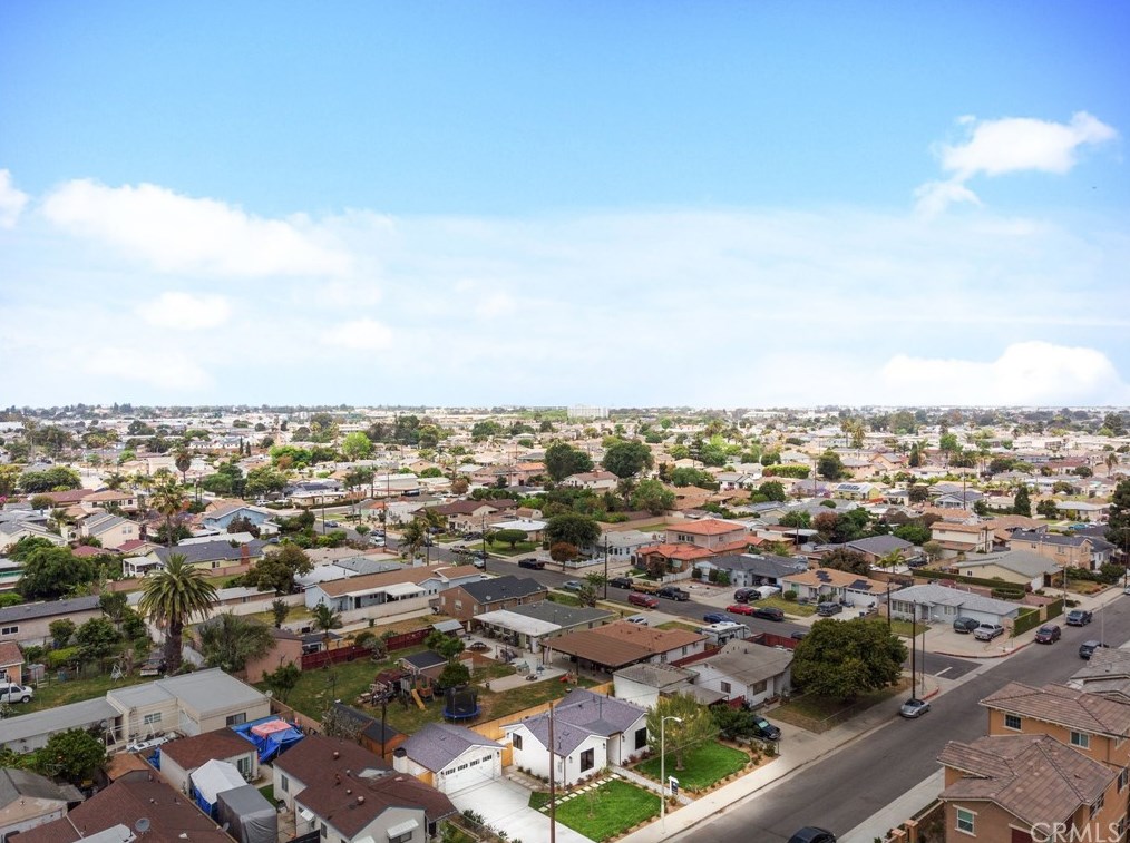 22111 Normandie Ave, Torrance CA  90501-4042 exterior