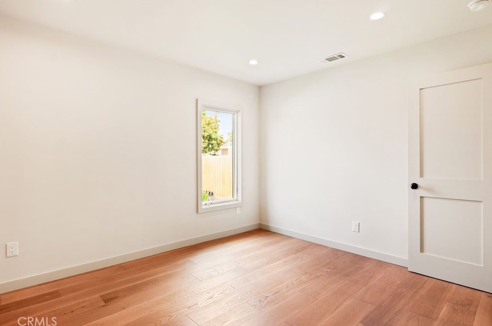 22111 Normandie Ave, Torrance CA  90501-4042 exterior