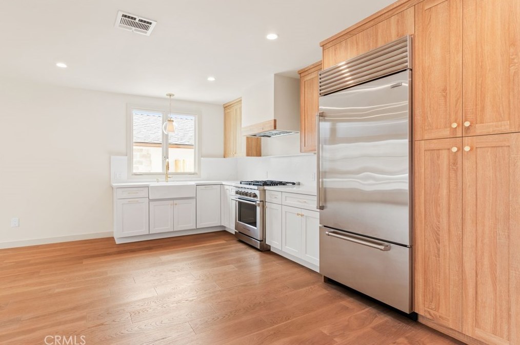 22111 Normandie Ave, Torrance CA  90501-4042 exterior