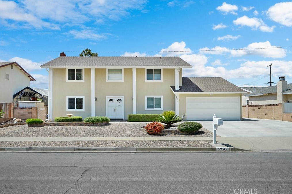953 Watson Ave, Simi Valley, CA 93065