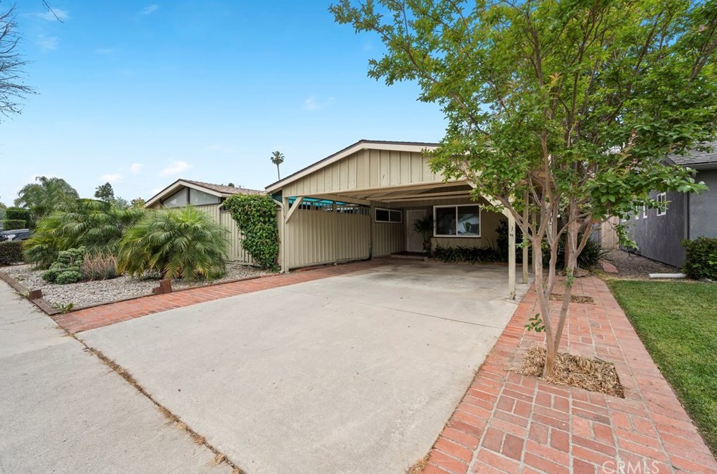 6453 Aldea Ave, Van Nuys, CA 91406-5402