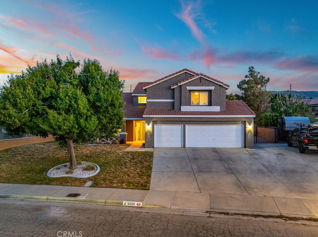 6220 Shadow Hills Dr, Lancaster, CA 93536-3754