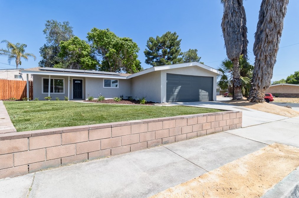 27740 Tolima Dr, Santa Clarita, CA 91351-2815