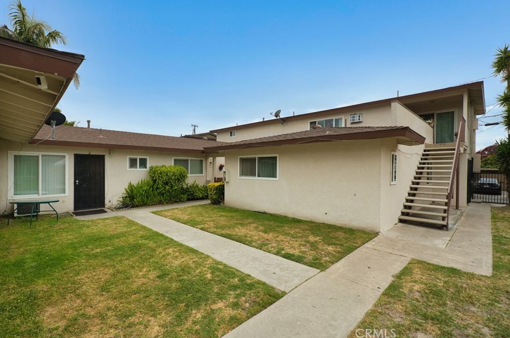 135 Ridgeway St, Anaheim CA  92804-1936 exterior