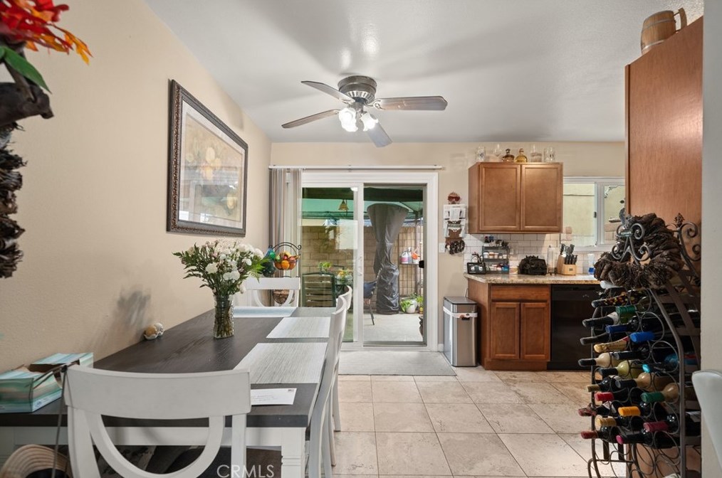 135 Ridgeway St, Anaheim CA  92804-1936 exterior