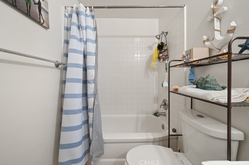 135 Ridgeway St, Anaheim CA  92804-1936 exterior