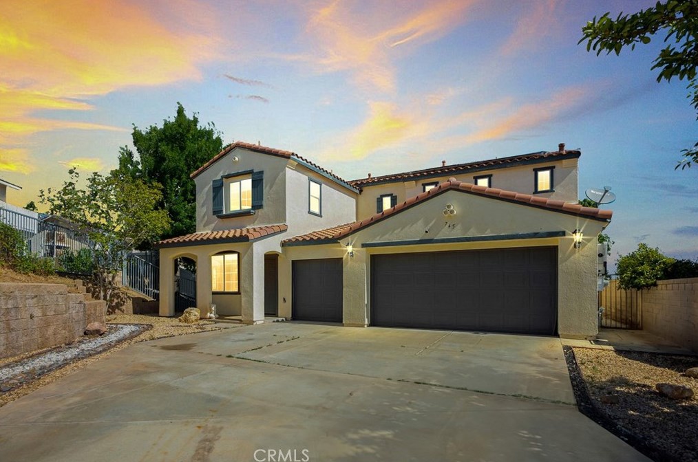 745 Camino Real Ave, Palmdale, CA 93551-4245