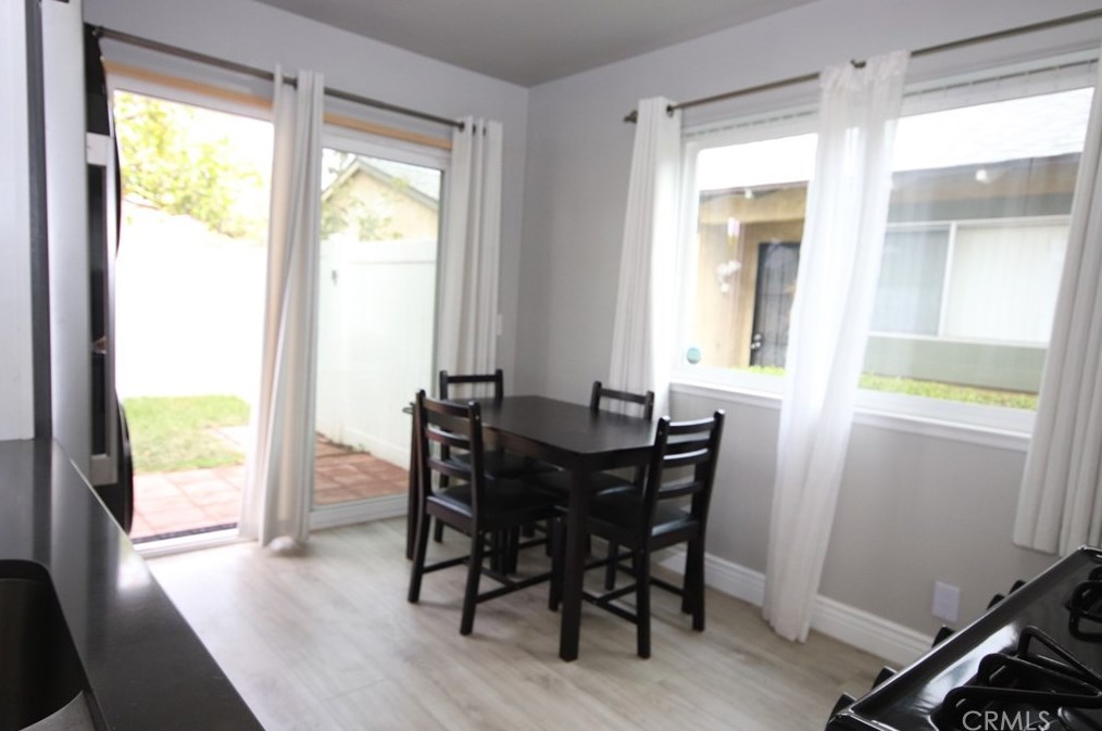 1944 Alexander St, Oxnard CA 93033-4011 exterior