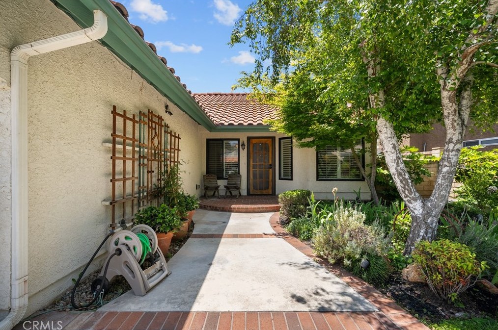 25552 Pembrook Pl, Santa Clarita, CA 91350-3025