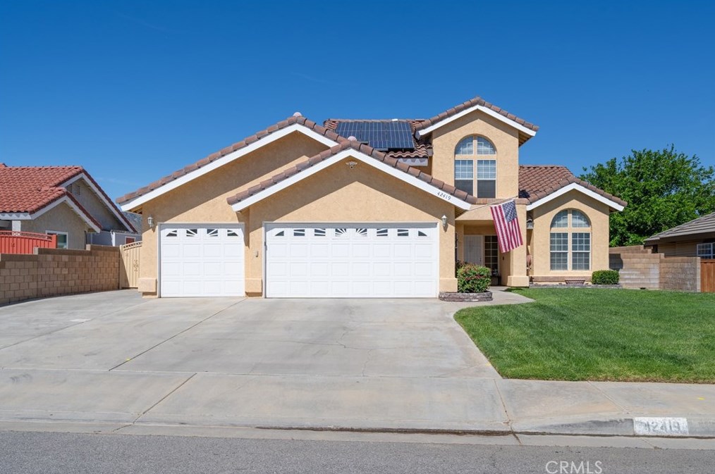 42419 61st St, Lancaster, CA 93536
