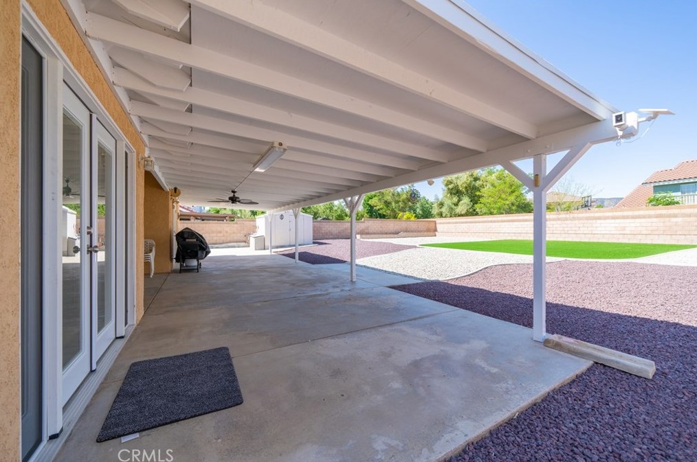 42419 61st St, Lancaster CA 93536-4517 exterior