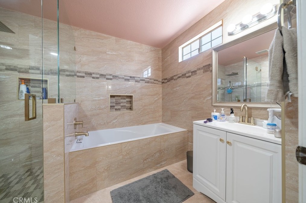 42419 61st St, Lancaster CA 93536-4517 exterior