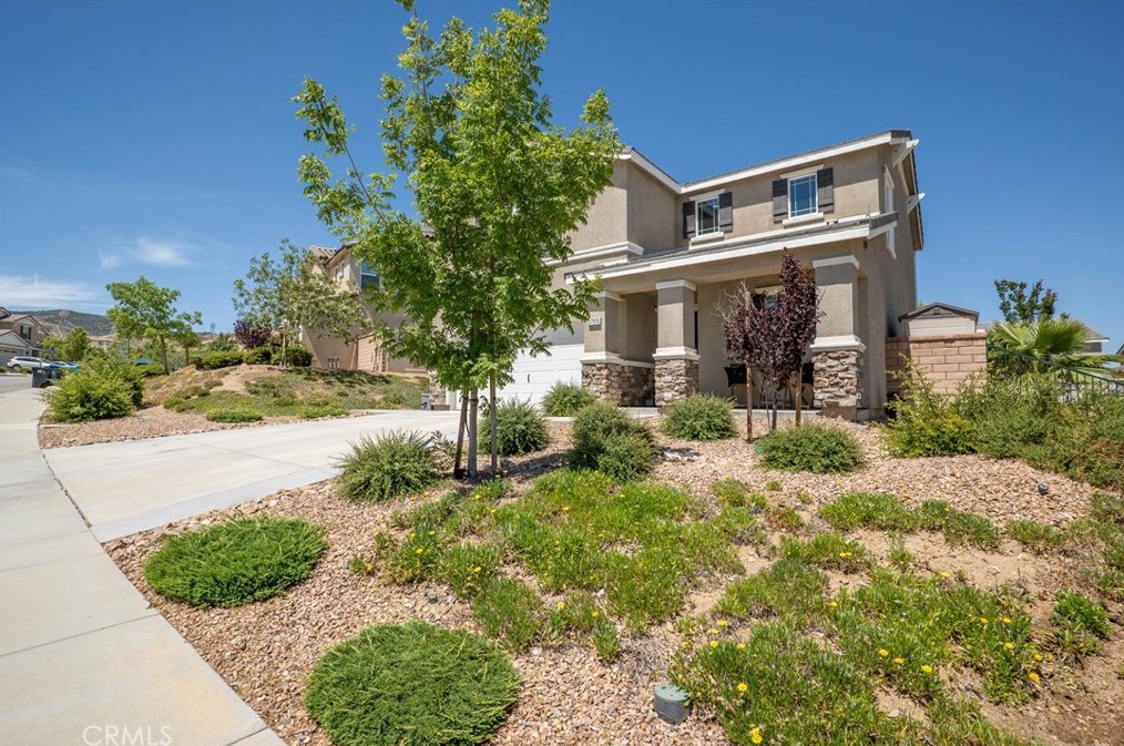 37515 Henna Ln, Palmdale, CA 93551