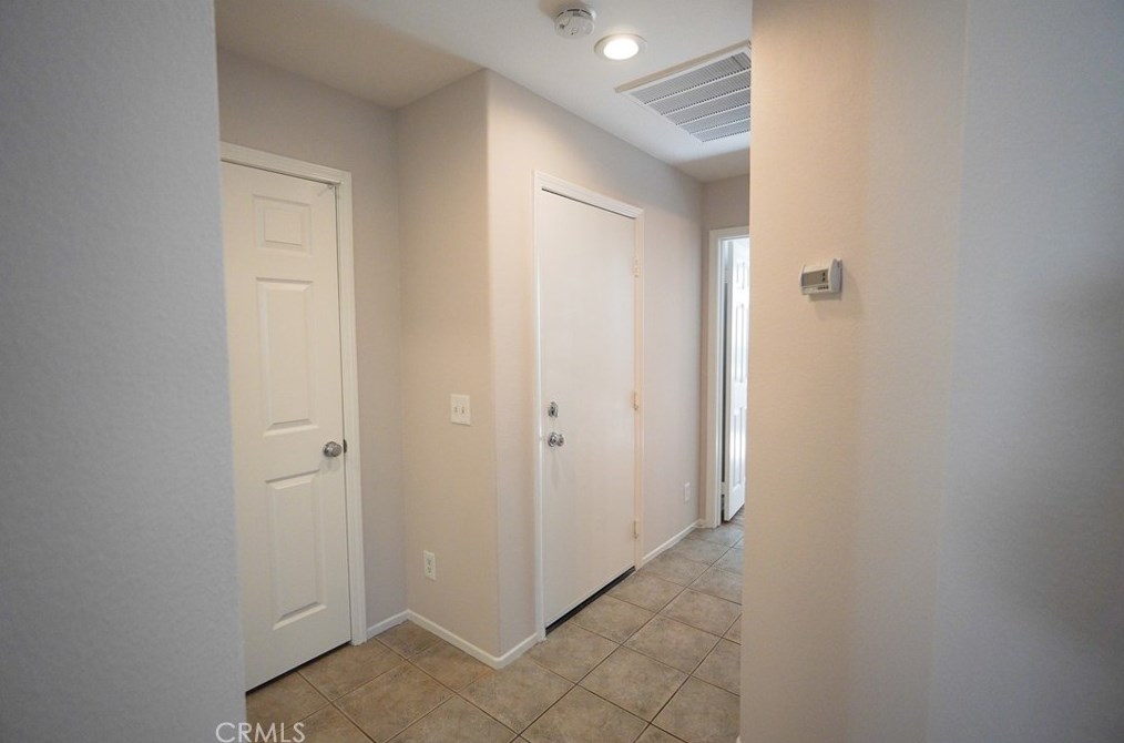 42333 Ridge View Dr, Lancaster CA 93536-7382 exterior