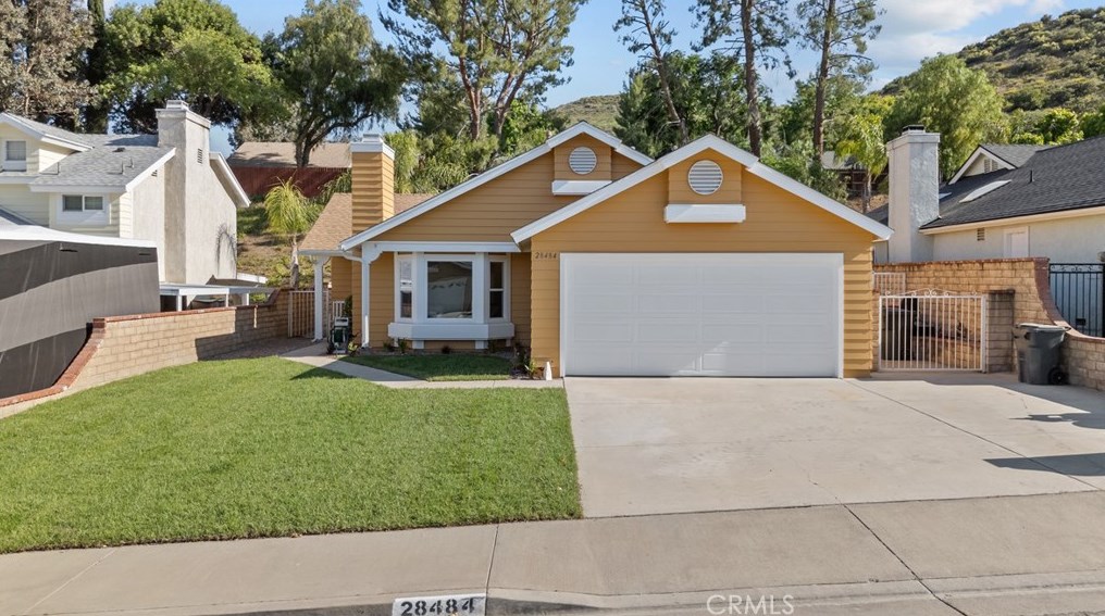 28484 Victoria Rd, Santa Clarita, CA 91384-3048