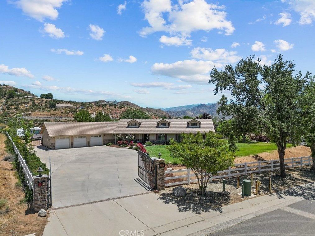 33926 Mcennery Canyon Rd, Acton, CA 93510-1476