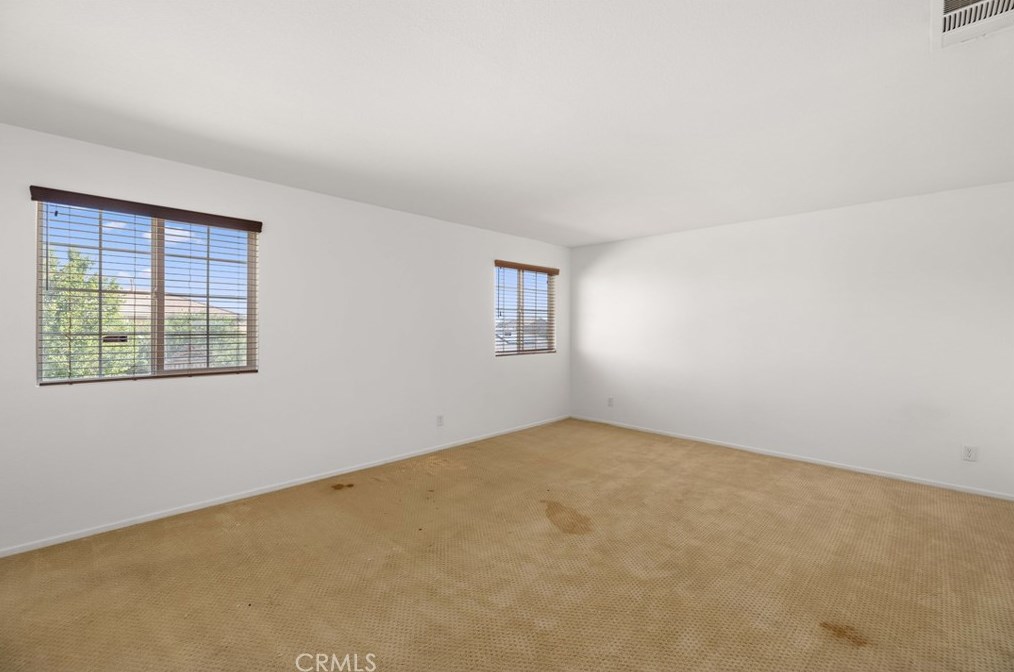 3213 James Ct, Lancaster CA  93535-6276 exterior