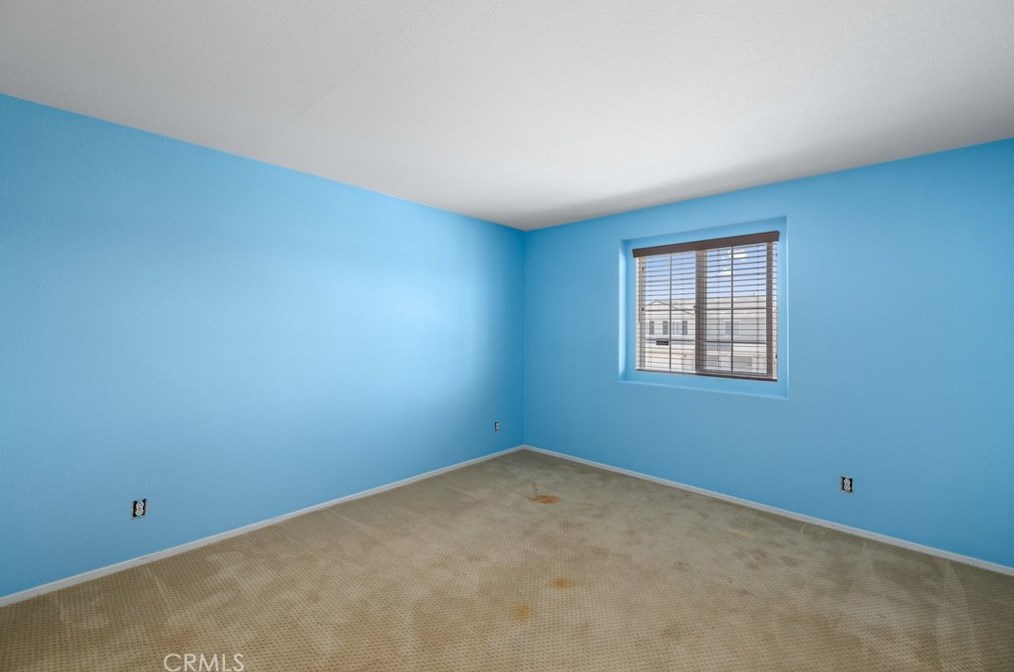3213 James Ct, Lancaster CA  93535-6276 exterior
