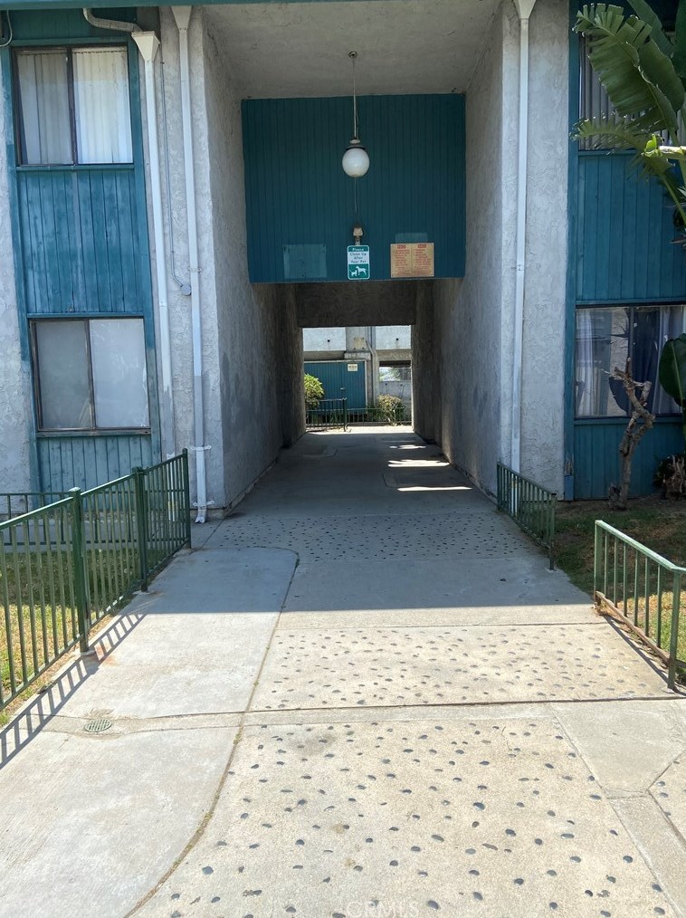 8801 Willis Ave #49, Van Nuys, CA 91402