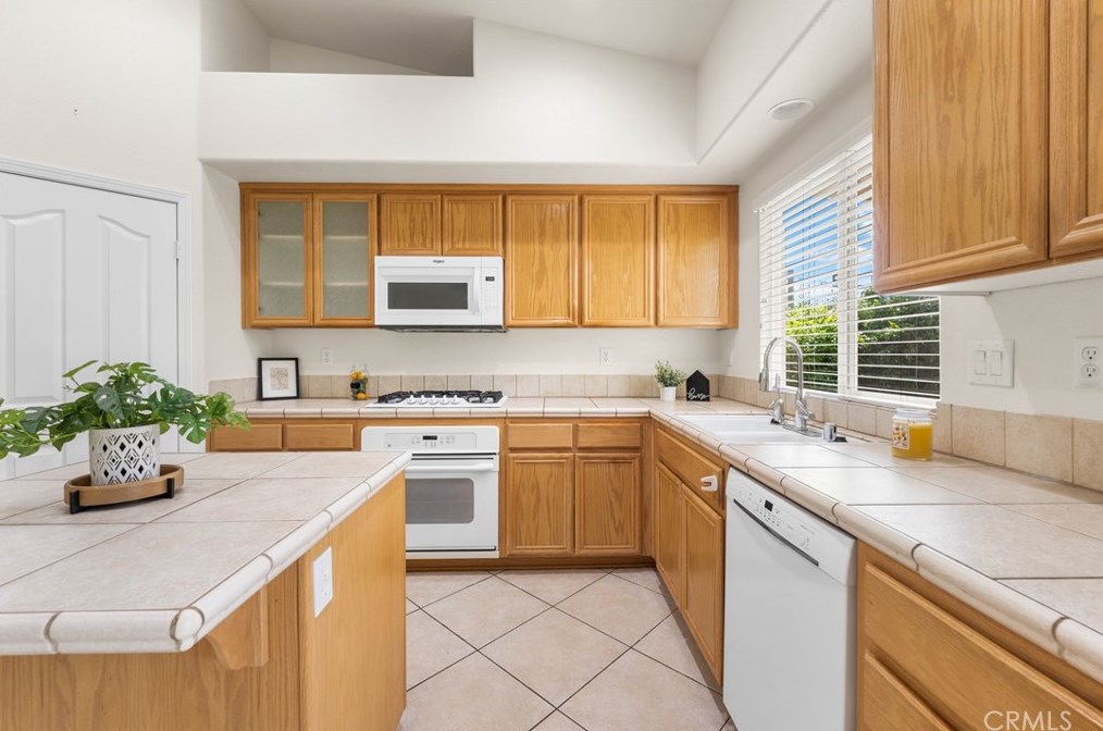 3714 Pondera St, Lancaster CA  93536-1448 exterior