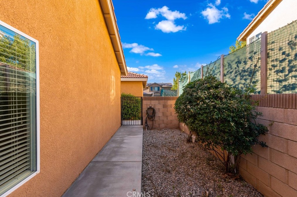 3714 Pondera St, Lancaster CA  93536-1448 exterior