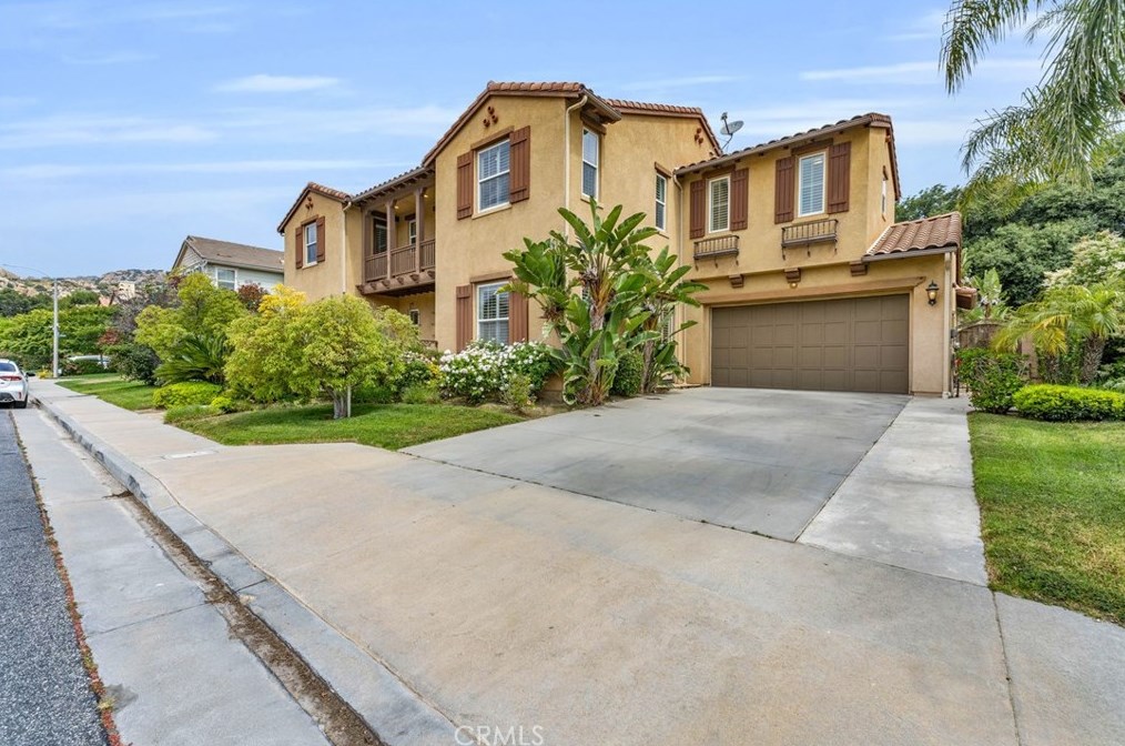 22061 Sagebrook Rd, Chatsworth, CA 91311-1367